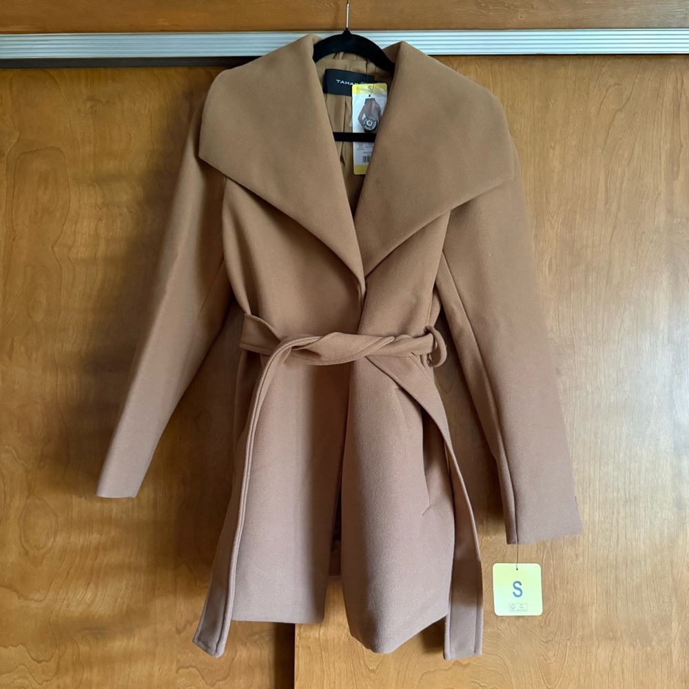 NWT Tahari Tan Camel Wide Collar Shawl Tie Belt Pea Wrap Coat Jacket Faux Wool S - Picture 7 of 15